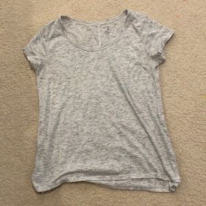 Women’s Gap legging tee